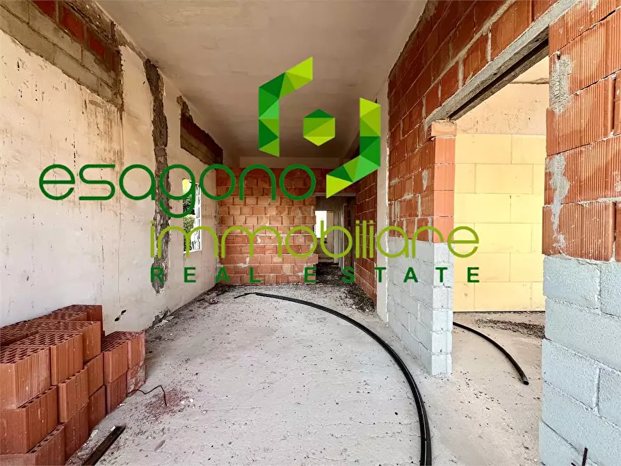 Immagine 6 di Villa in vendita  a Siracusa