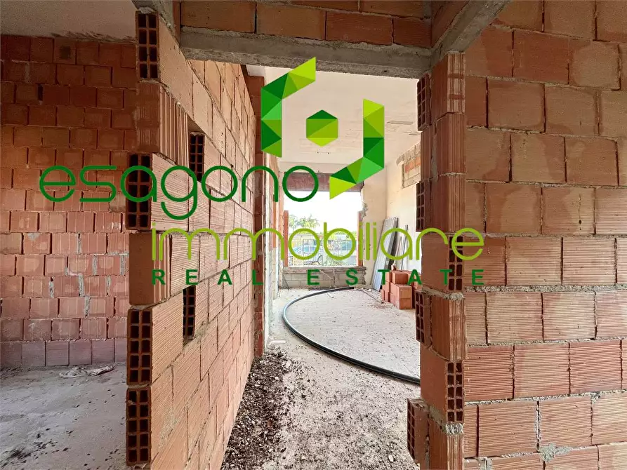 Immagine 10 di Villa in vendita  a Siracusa