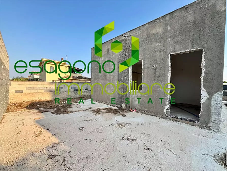 Immagine 18 di Villa in vendita  a Siracusa