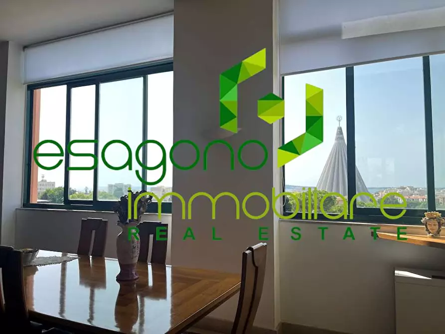 Immagine 10 di Attico in vendita  a Siracusa