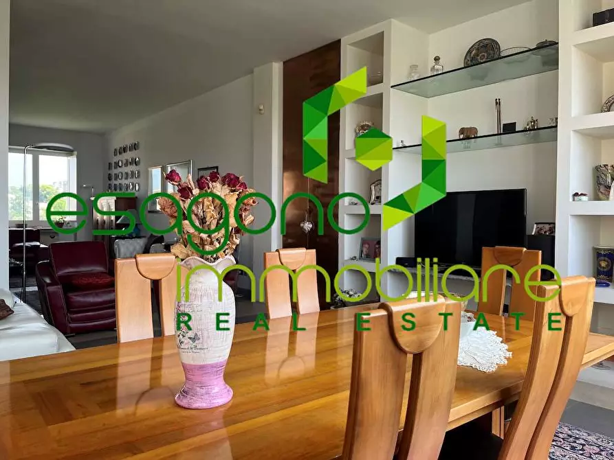 Immagine 13 di Attico in vendita  a Siracusa