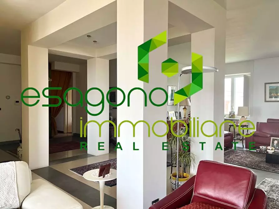 Immagine 17 di Attico in vendita  a Siracusa