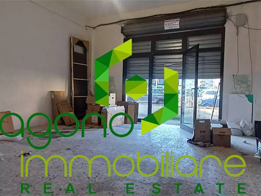 Immagine 25 di Negozio in vendita  a Siracusa
