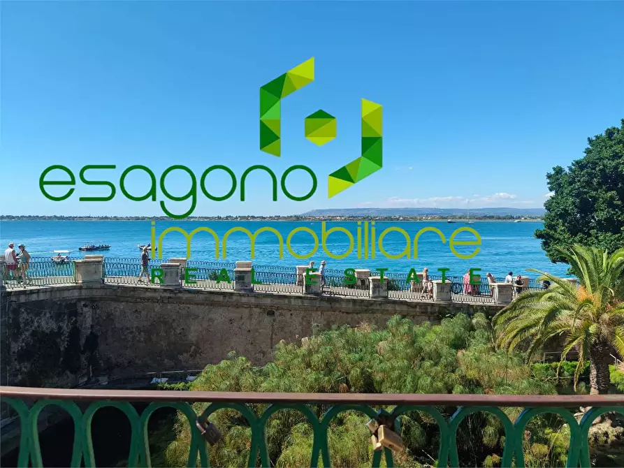 Immagine 57 di Appartamento in vendita  a Siracusa