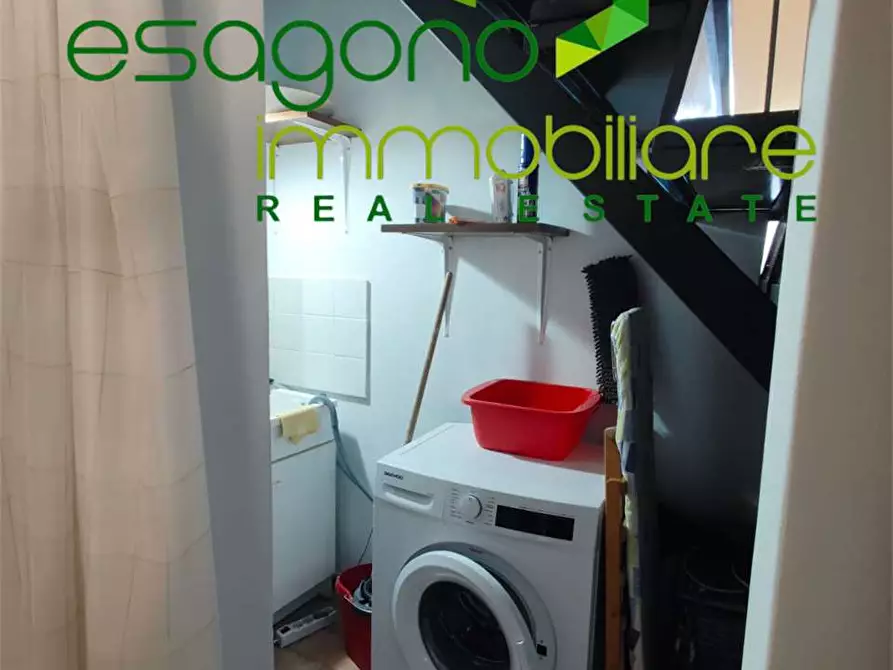 Immagine 13 di Appartamento in affitto  a Siracusa