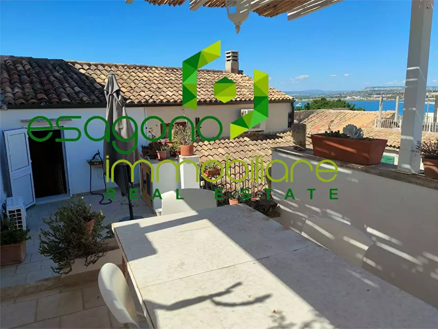 Immagine 42 di Appartamento in affitto  a Siracusa