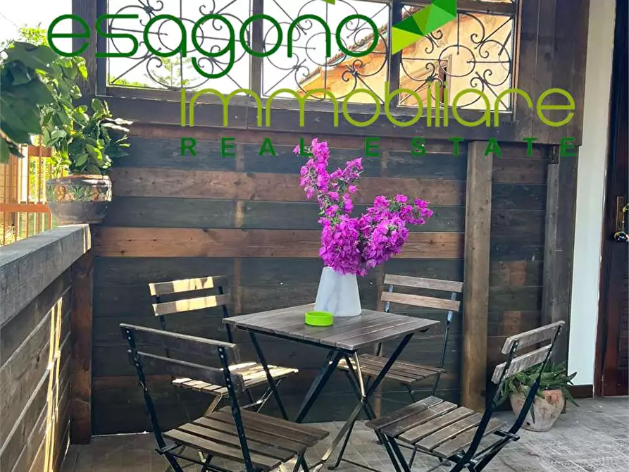 Immagine 2 di Villa in affitto  a Siracusa