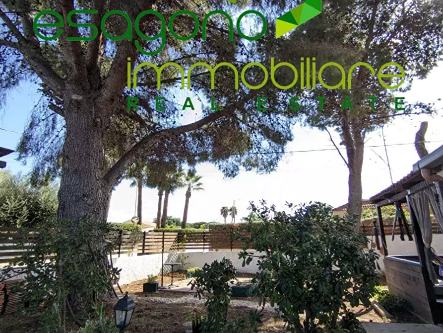 Immagine 7 di Villa in affitto  a Siracusa