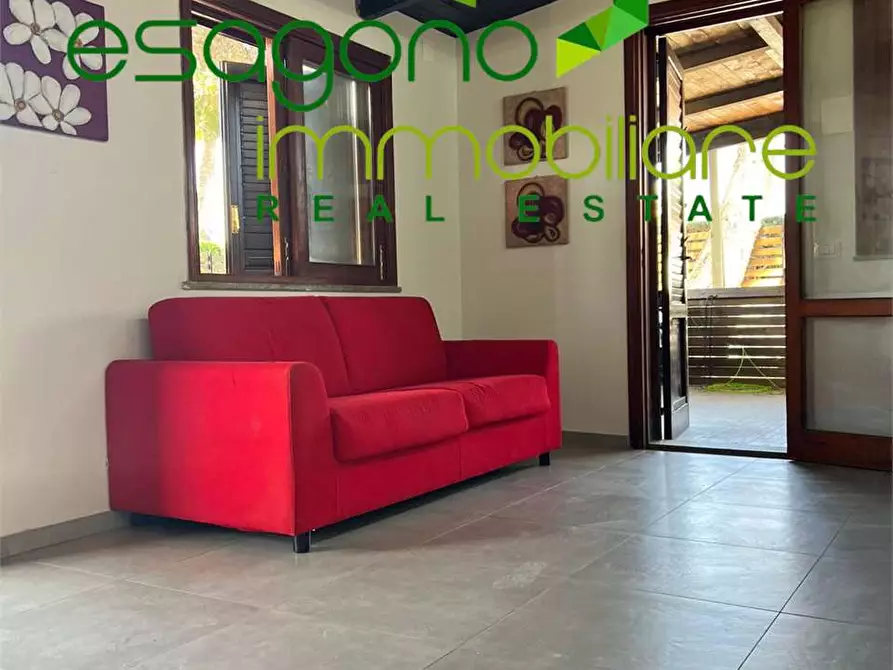 Immagine 14 di Villa in affitto  a Siracusa