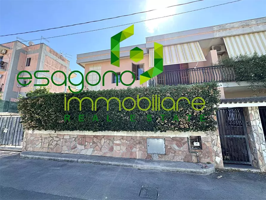 Immagine 35 di Villa in vendita  a Siracusa