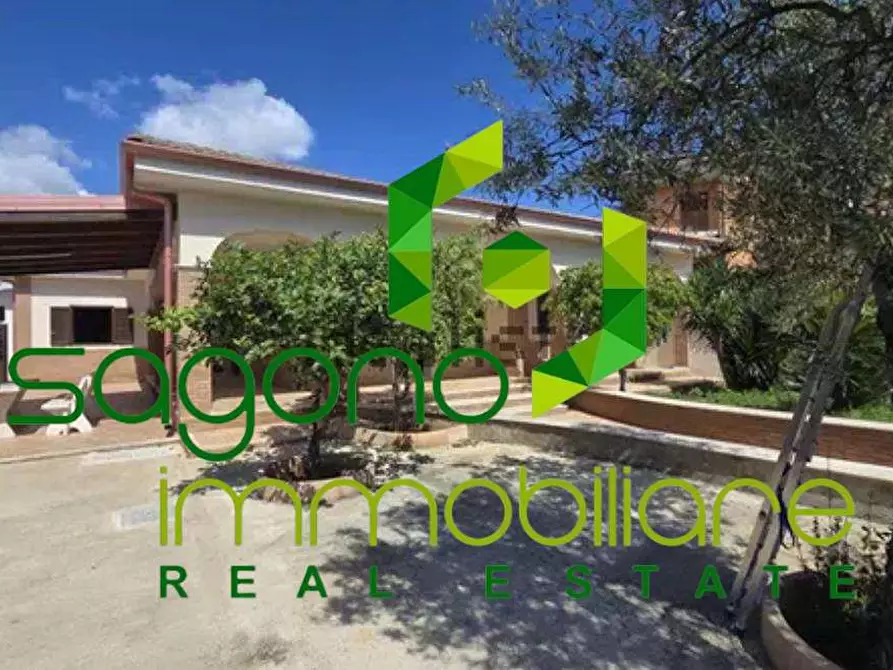 Immagine 1 di Villa in vendita  in pizzuta a Siracusa