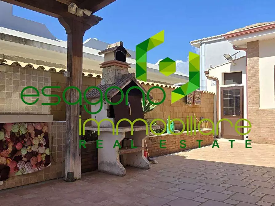 Immagine 3 di Villa in vendita  in pizzuta a Siracusa