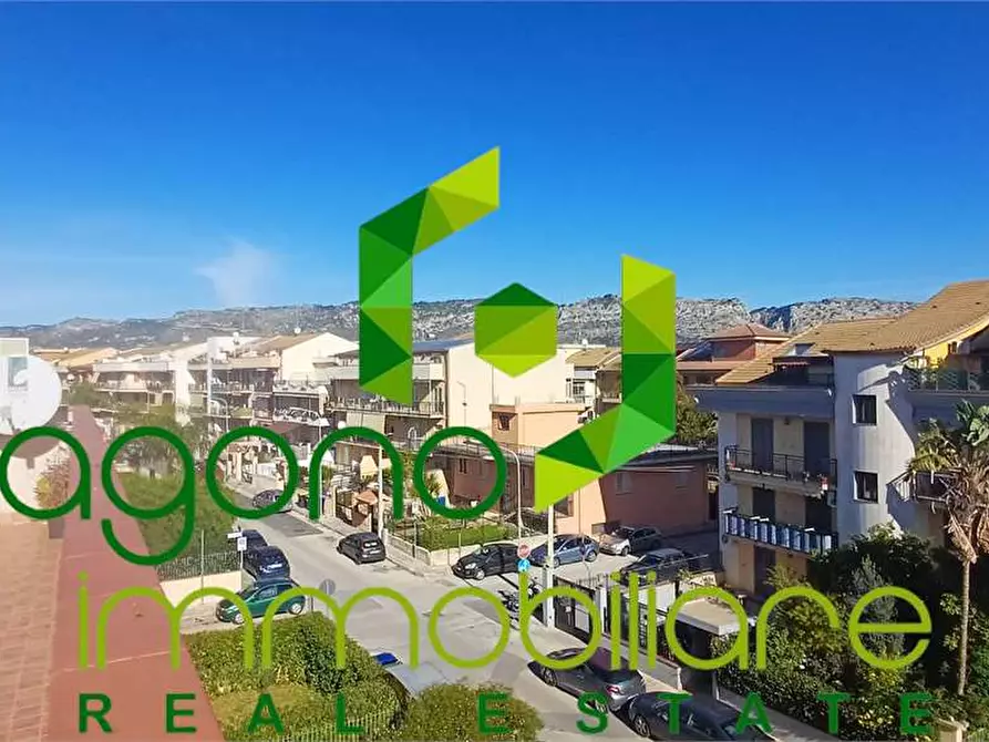 Immagine 13 di Appartamento in vendita  a Floridia