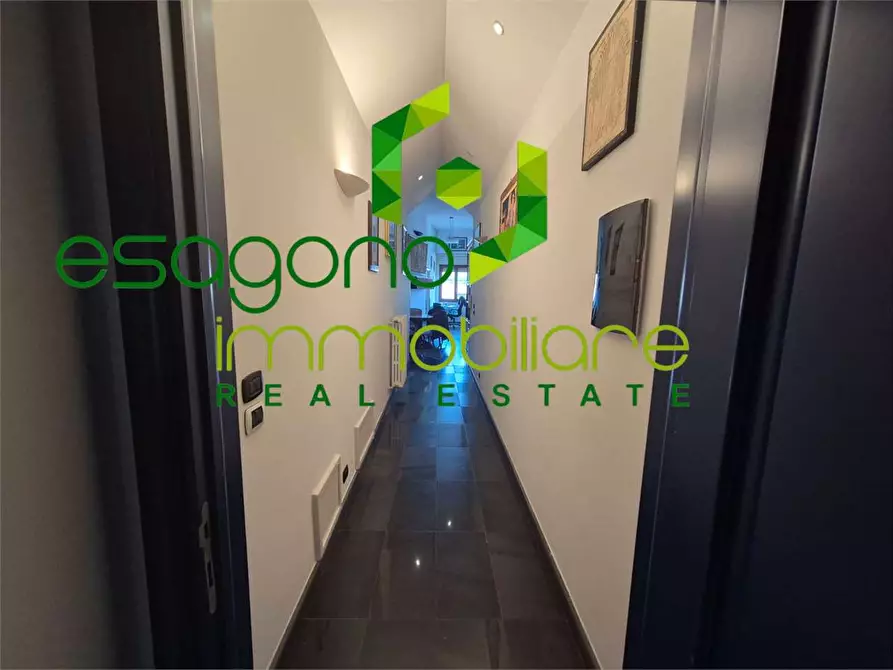 Immagine 50 di Appartamento in vendita  in CORSO MATTEOTTI a Siracusa