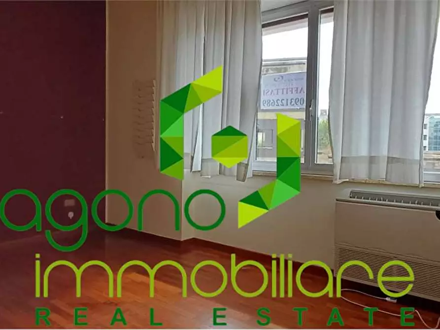 Immagine 2 di Quadrilocale in affitto  a Siracusa