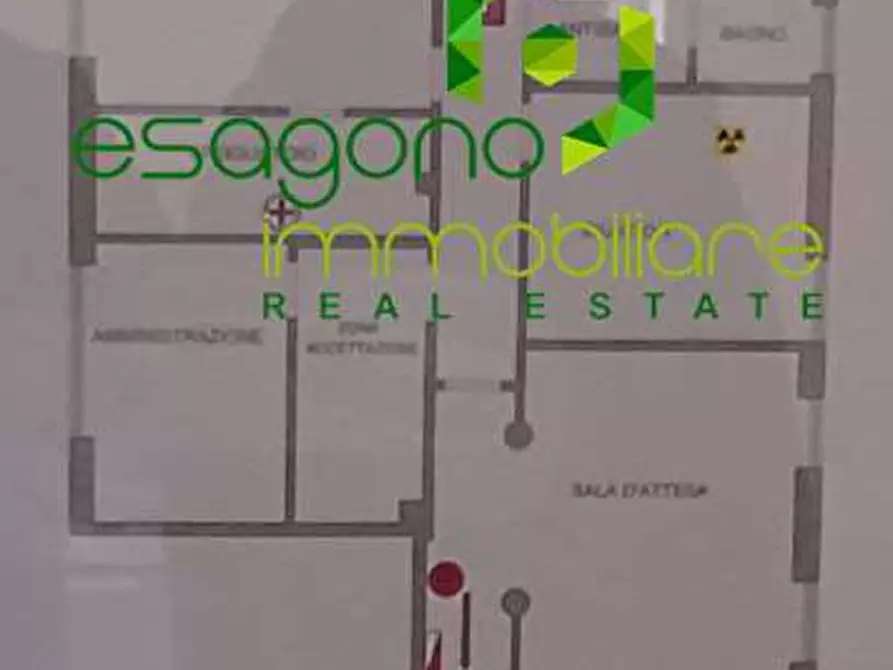 Immagine 19 di Quadrilocale in affitto  a Siracusa