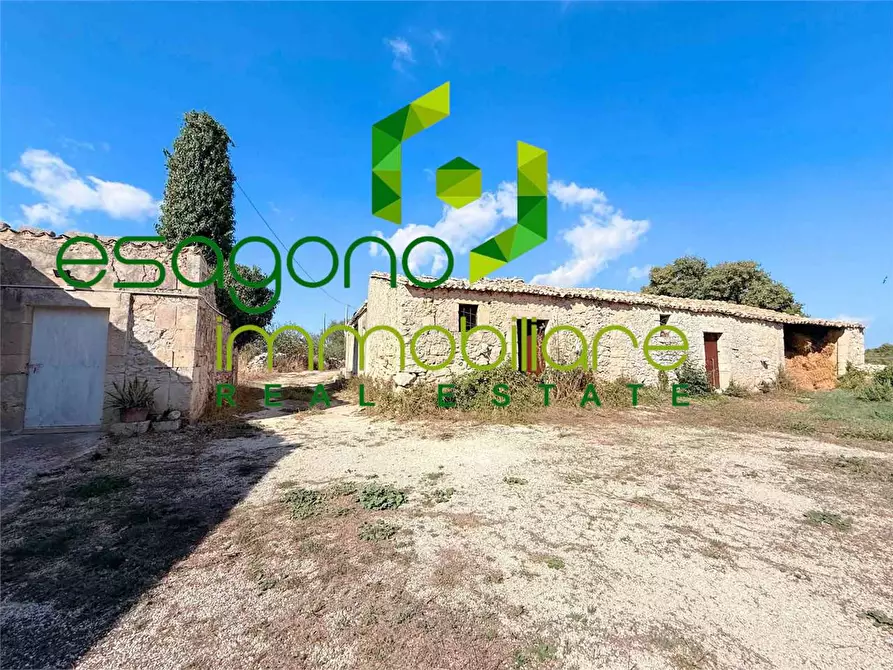 Immagine 6 di Rustico / casale in vendita  a Noto