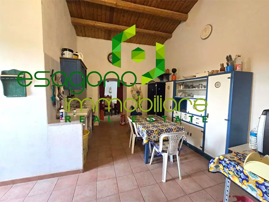 Immagine 7 di Rustico / casale in vendita  a Noto