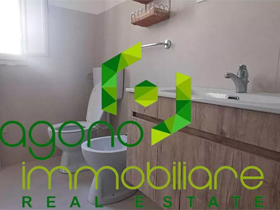 Immagine 10 di Appartamento in vendita  in Via Monfalcone a Siracusa