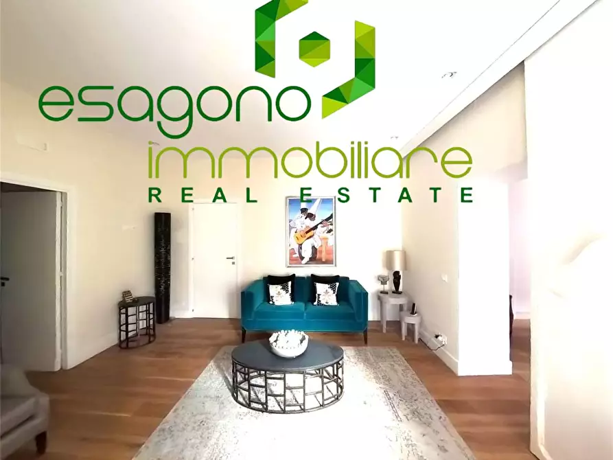 Immagine 2 di Villa in vendita  in Via Picherali a Siracusa