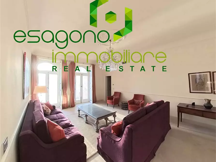 Immagine 5 di Villa in vendita  in Via Picherali a Siracusa