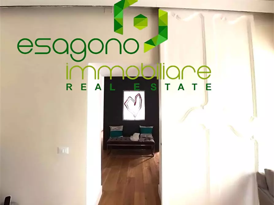 Immagine 10 di Villa in vendita  in Via Picherali a Siracusa
