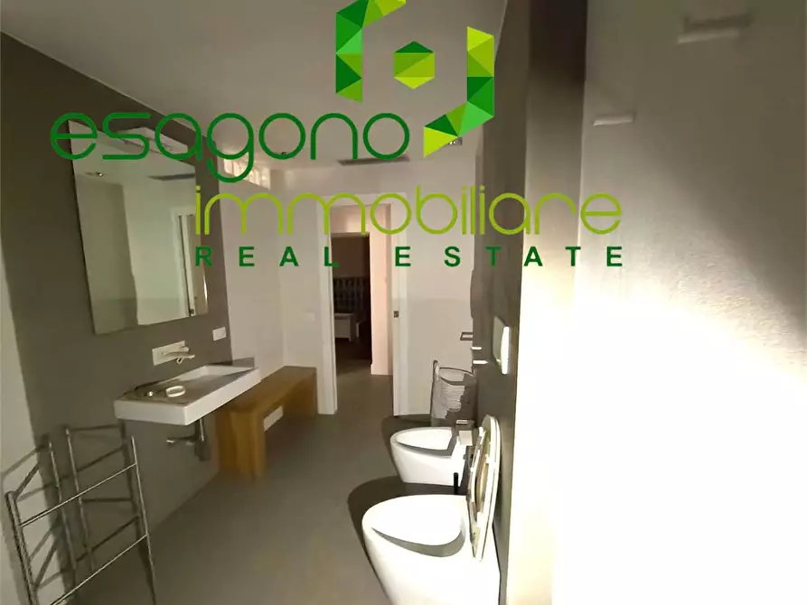 Immagine 14 di Villa in vendita  in Via Picherali a Siracusa