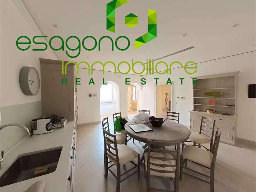 Immagine 25 di Villa in vendita  in Via Picherali a Siracusa