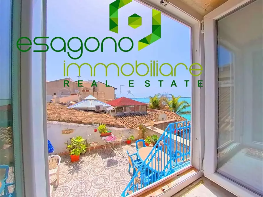 Immagine 16 di Appartamento in vendita  in Via Castello Maniace a Siracusa