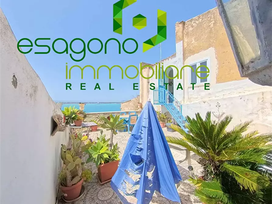 Immagine 18 di Appartamento in vendita  in Via Castello Maniace a Siracusa