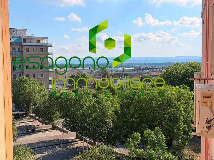 Immagine 1 di Appartamento in vendita  in Via Simeto a Siracusa