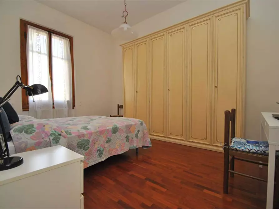 Immagine 14 di Appartamento in affitto  in Via Crocetta 35 a Firenze