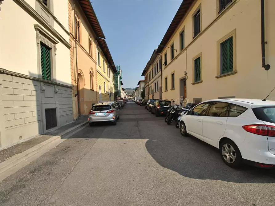 Immagine 25 di Appartamento in affitto  in Via Crocetta 35 a Firenze