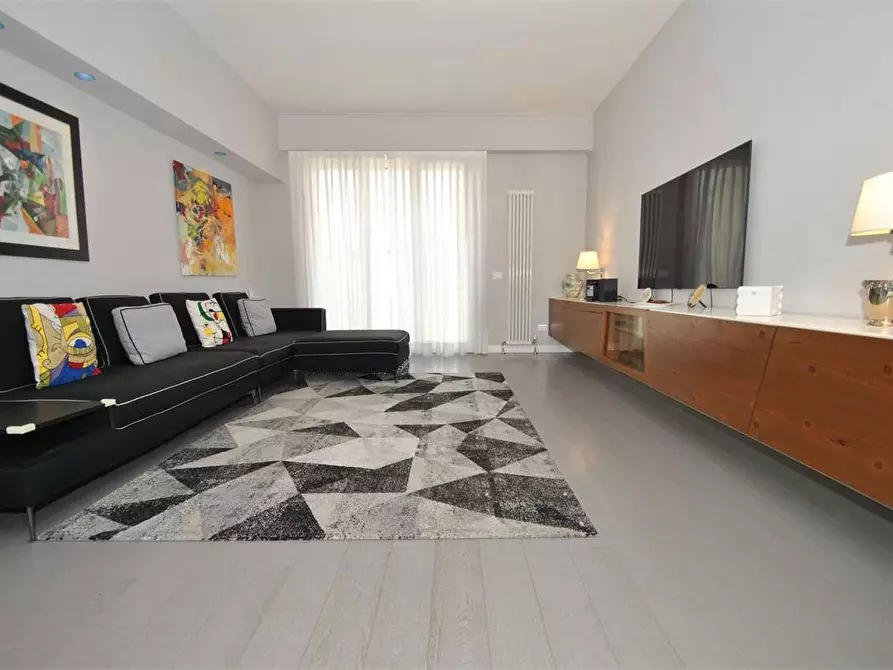 Immagine 1 di Appartamento in vendita  in Via Vanini  7 a Firenze