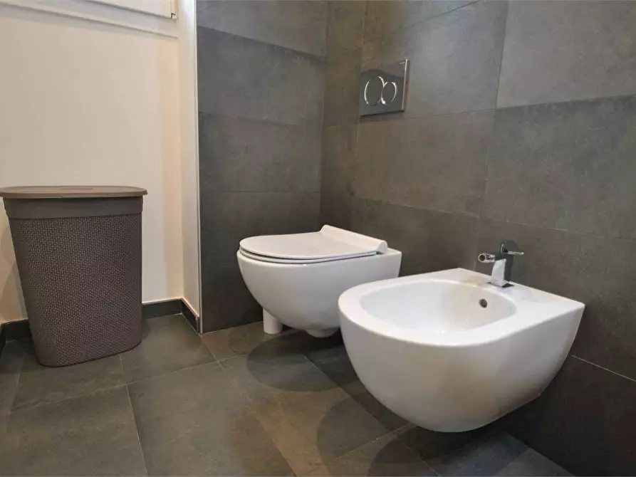 Immagine 25 di Quadrilocale in affitto  a Firenze