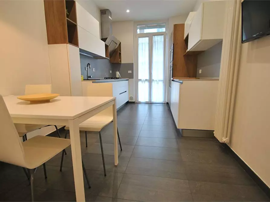 Immagine 12 di Quadrilocale in affitto  a Firenze