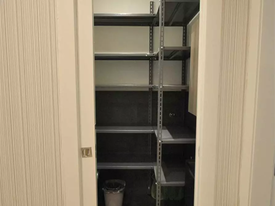 Immagine 29 di Quadrilocale in affitto  a Firenze