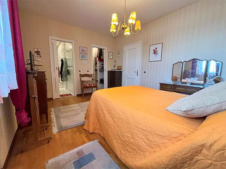 Immagine 29 di Appartamento in vendita  in Via Niccolo Paganini  33 a Sesto Fiorentino