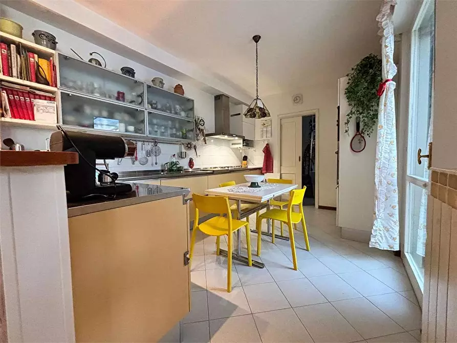 Immagine 12 di Appartamento in vendita  in Via Niccolo Paganini  33 a Sesto Fiorentino