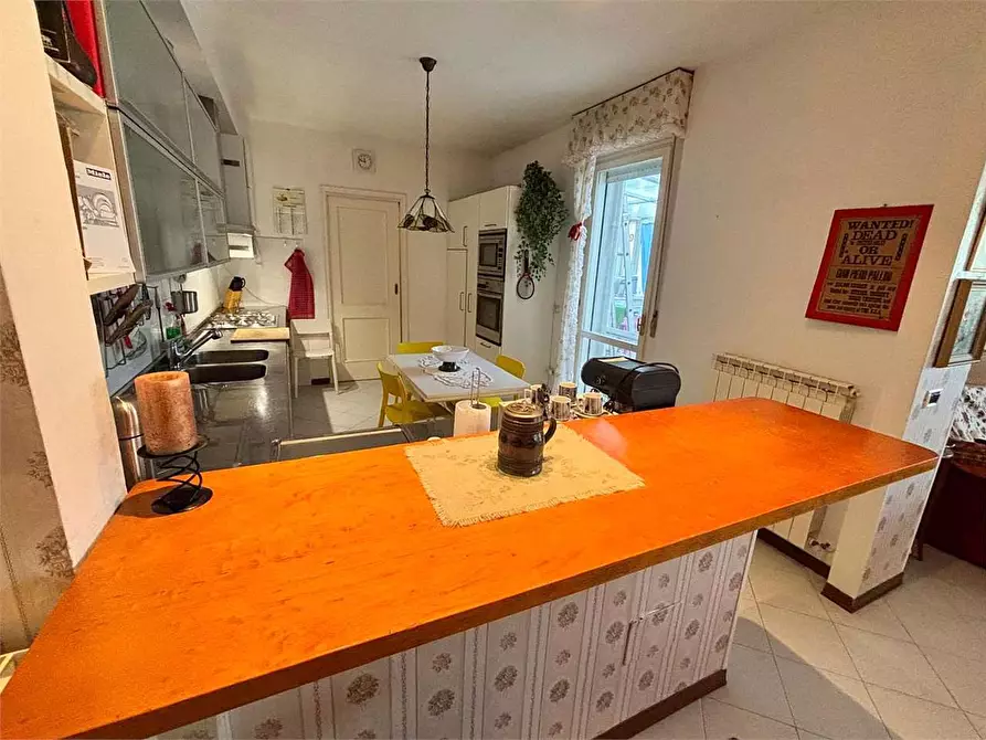 Immagine 18 di Appartamento in vendita  in Via Niccolo Paganini  33 a Sesto Fiorentino