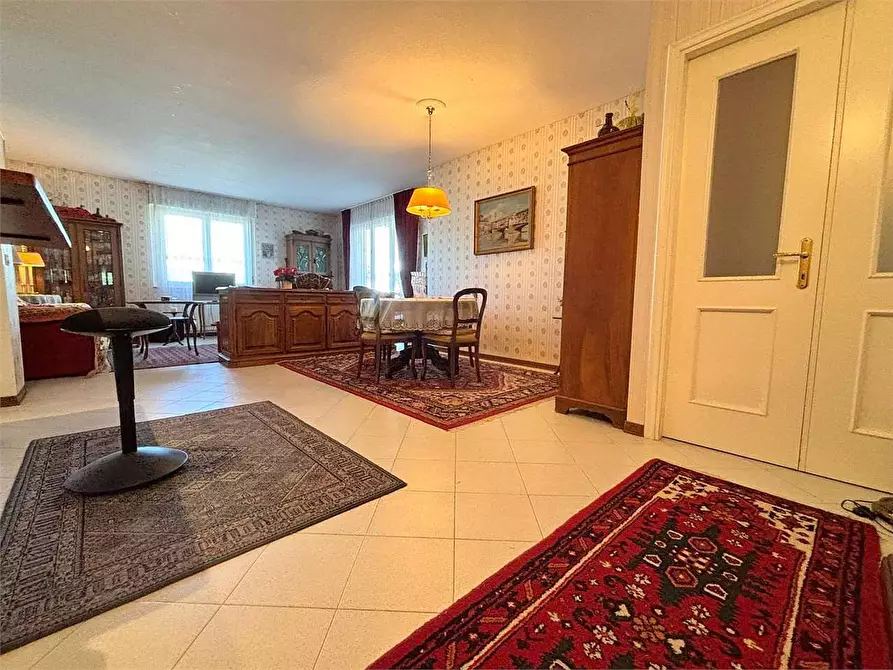 Immagine 4 di Appartamento in vendita  in Via Niccolo Paganini  33 a Sesto Fiorentino