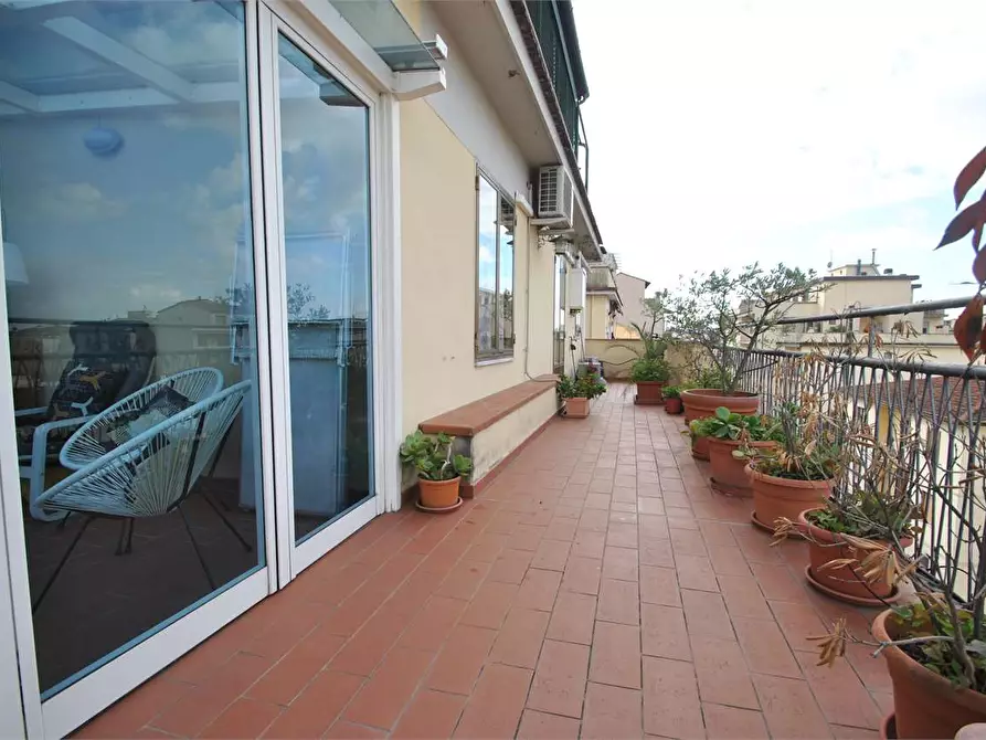 Immagine 11 di Appartamento in vendita  in Via Fracastoro 27 a Firenze