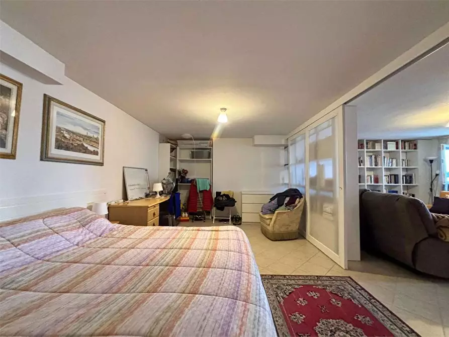 Immagine 52 di Appartamento in vendita  in Via Niccolo Paganini  33 a Sesto Fiorentino