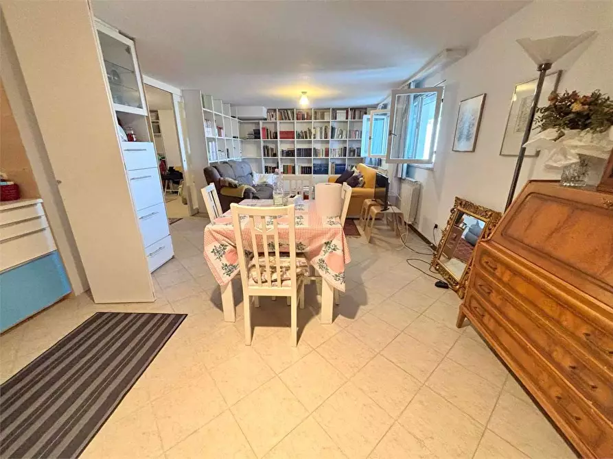 Immagine 48 di Appartamento in vendita  in Via Niccolo Paganini  33 a Sesto Fiorentino