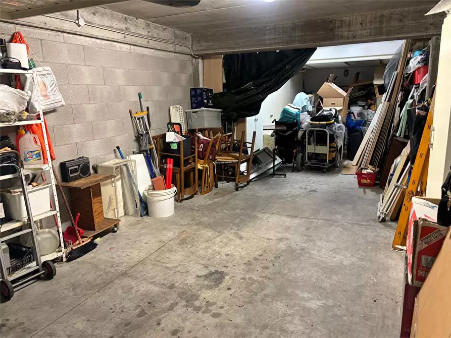 Immagine 55 di Appartamento in vendita  in Via Niccolo Paganini  33 a Sesto Fiorentino