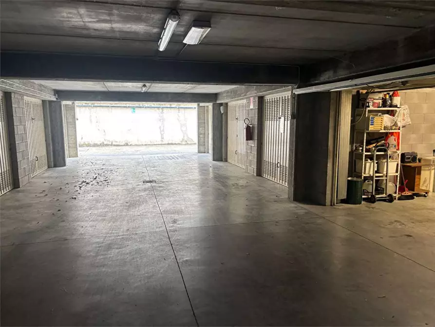 Immagine 57 di Appartamento in vendita  in Via Niccolo Paganini  33 a Sesto Fiorentino