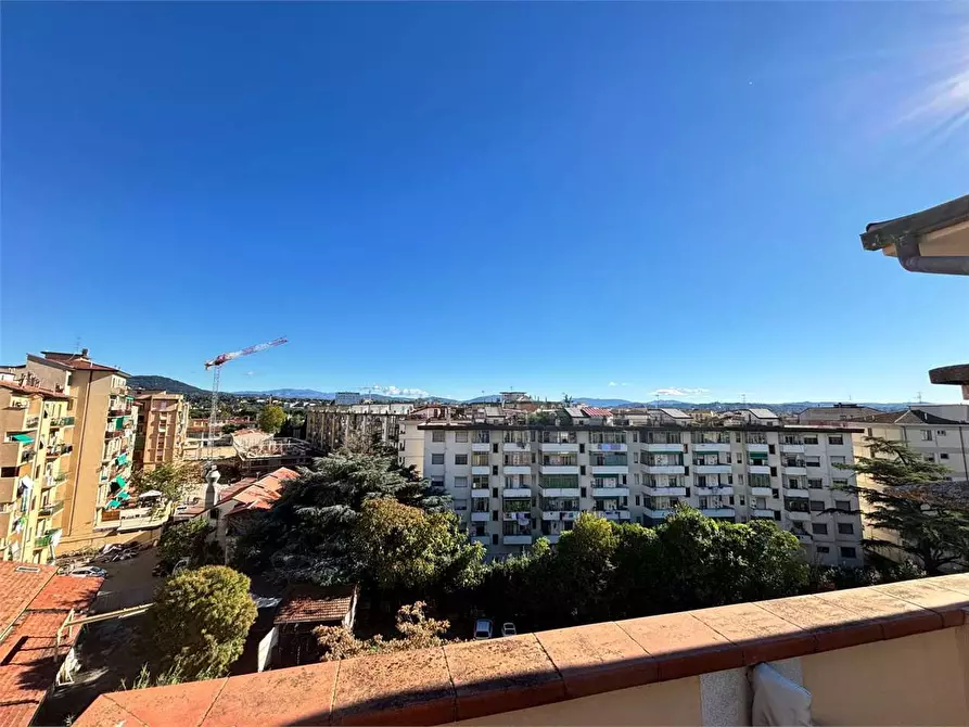 Immagine 30 di Appartamento in vendita  in Via Michelazzi 87 a Firenze