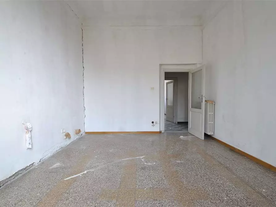 Immagine 11 di Appartamento in vendita  in Via Vittorio Emanuele 178 a Firenze