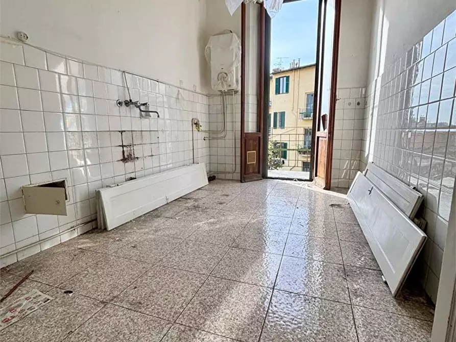 Immagine 2 di Appartamento in vendita  in Via Vittorio Emanuele 178 a Firenze