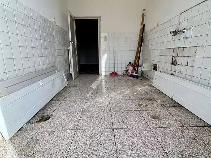 Immagine 3 di Appartamento in vendita  in Via Vittorio Emanuele 178 a Firenze